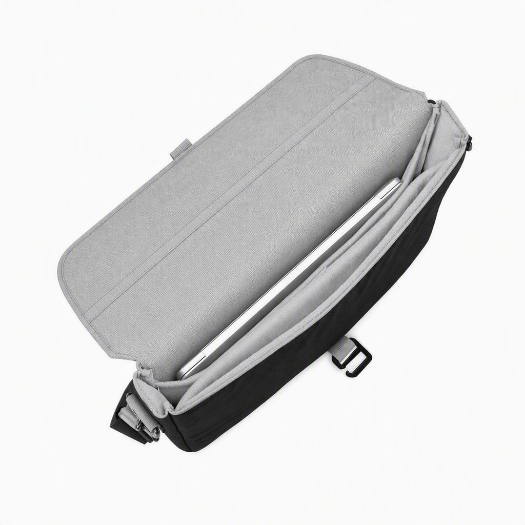 JONAS Laptop Messenger (E104) - Open Interior