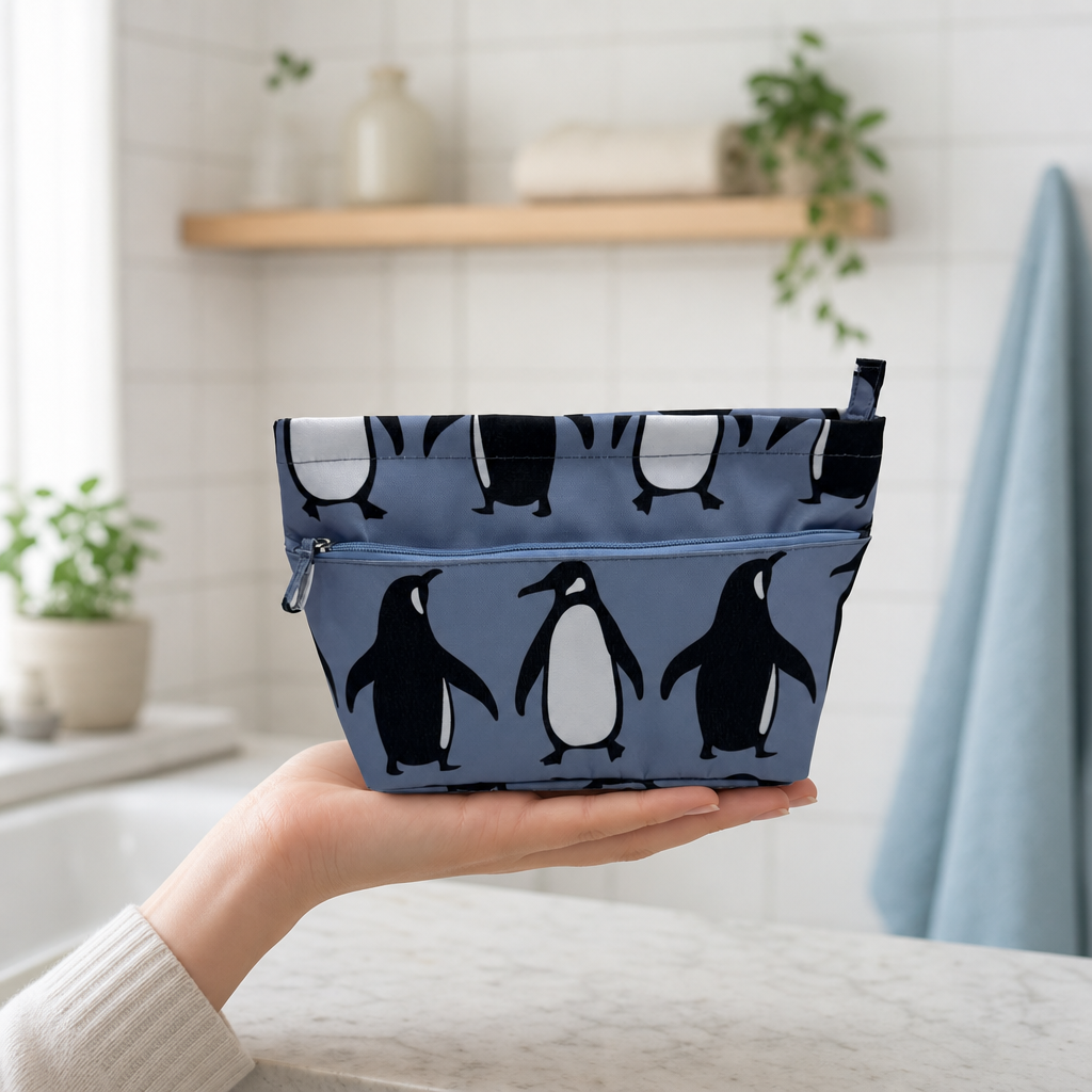 TARA Cosmetic Bag (E53) — Recycled Polyester — model shot