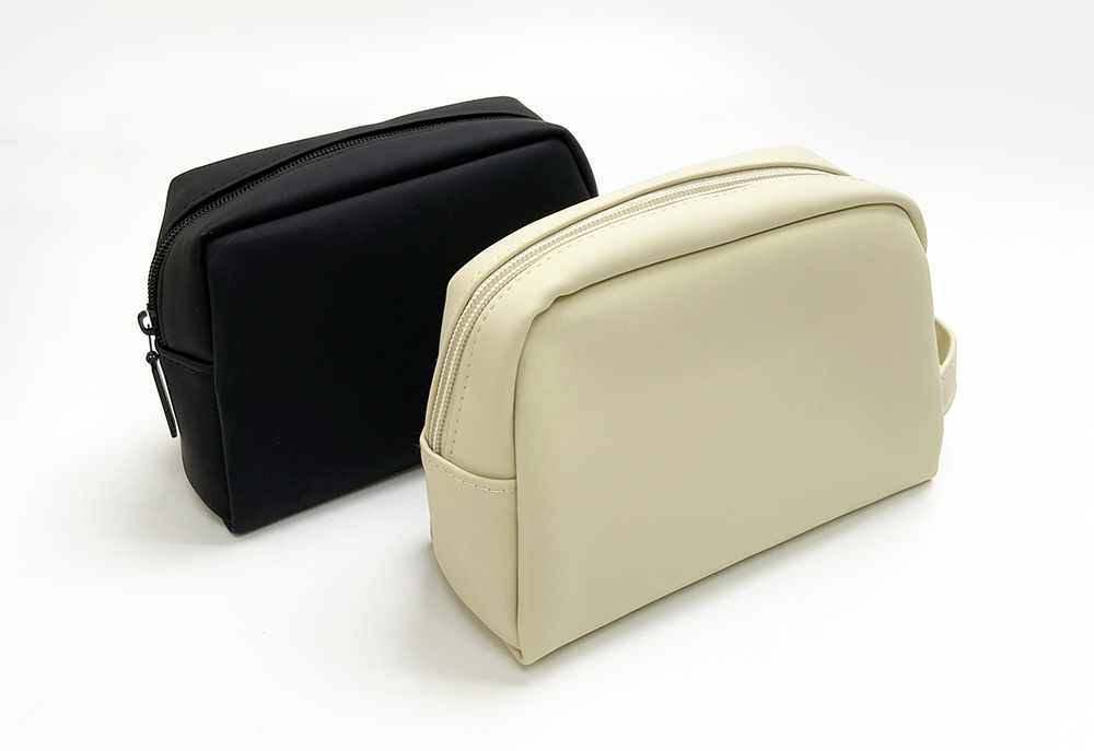 WINNIE Cosmetic Bag (E38) — Recycled Polyester
