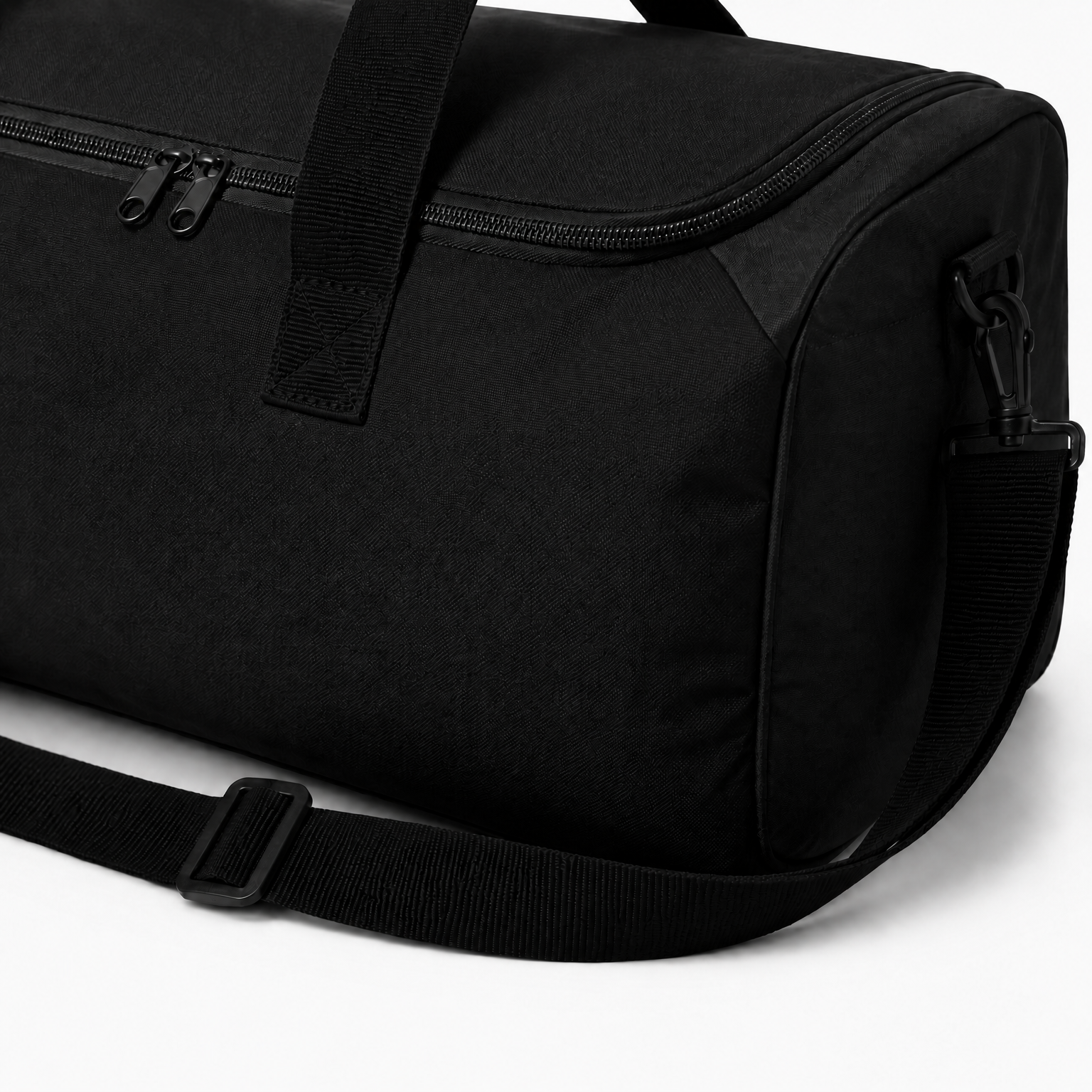 MILES Duffel Bag - Black - 600D Polyester